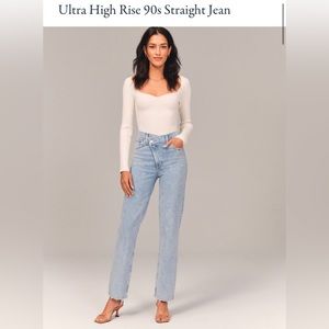 ABERCROMBIE 90s ULTRA HIGH RISE STRAIGHT JEANS - CRISSCROSS WAISTBAND